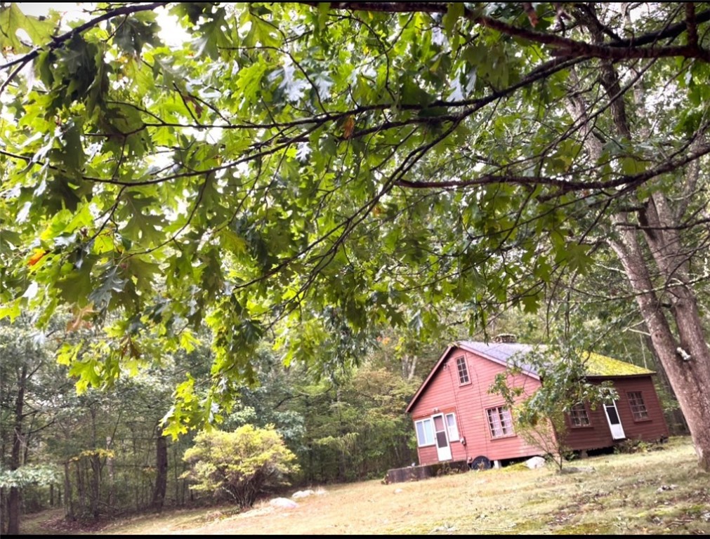26 Woody Hill Road Westerly, RI 02808 - Photo 2 of 7 Gallery Image 2
