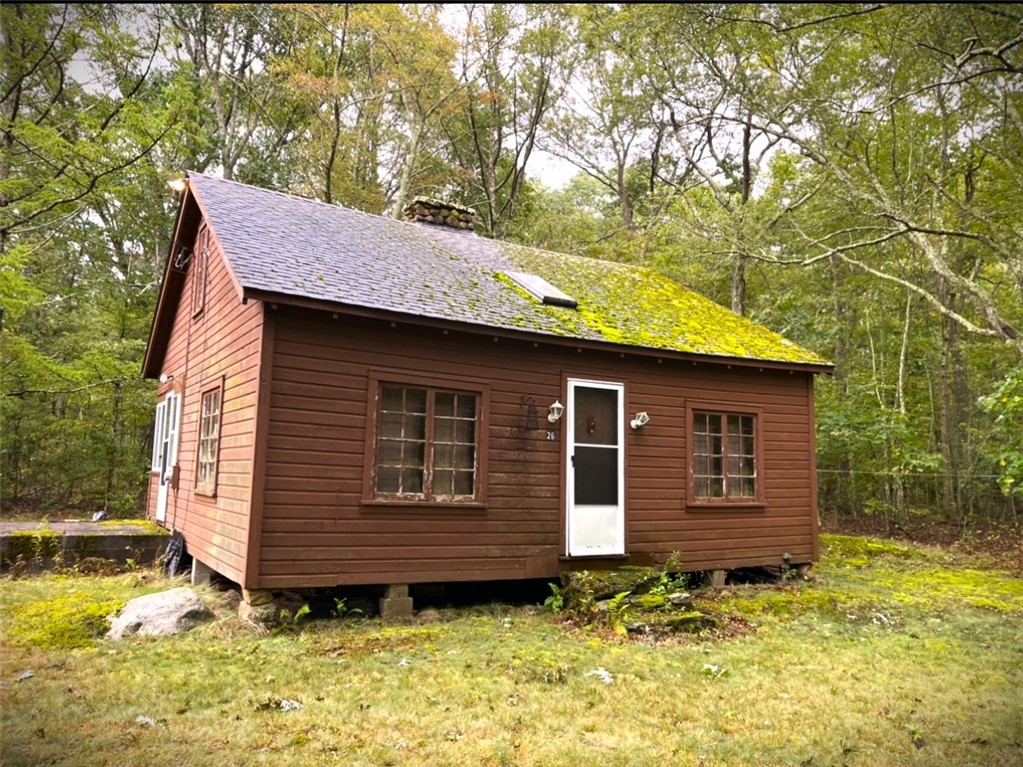 26 Woody Hill Road Westerly, RI 02808 - Photo 3 of 7 Gallery Image 3