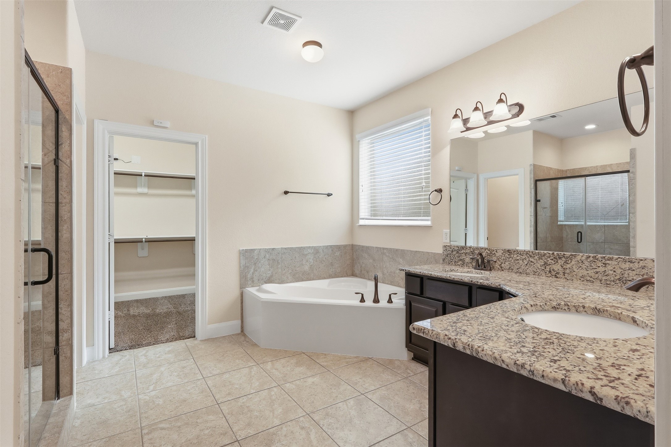 3226 Explorer Way Conroe, TX 77301 - Photo 16 of 36