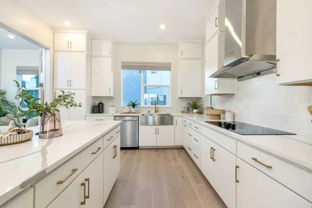 $2,998,000 | 2500 Sage Street, San Mateo, CA 94403