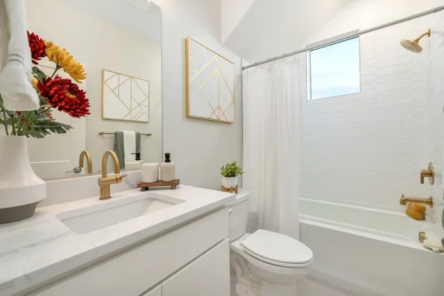 $2,998,000 | 2500 Sage Street, San Mateo, CA 94403