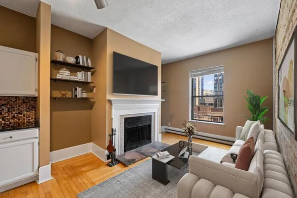 $1,395 | 609 South 9th Street, Unit 8, Minneapolis, MN 55404