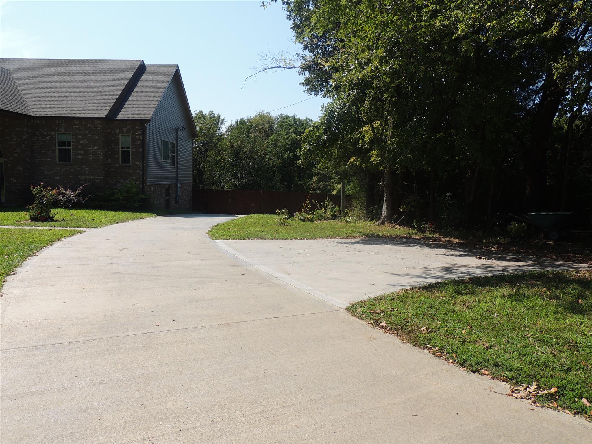 3172 Marthas Chapel Road Cunningham, TN 37052 - Photo 5 of 29 a view of backyard with green space