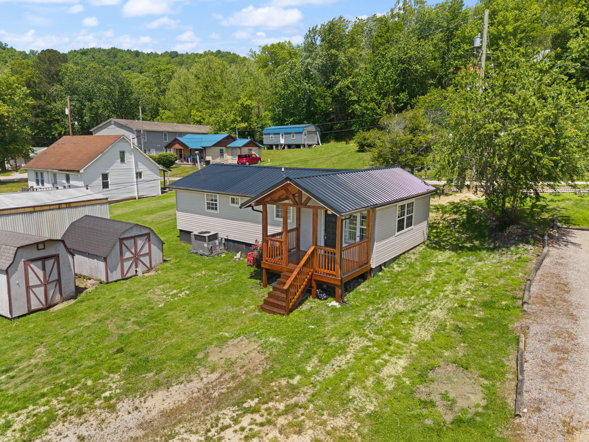 131 Barber Road Clearfield, KY 40313 - Photo 28 of 46 28-web-or-mls-DJI_20260513125857_0009_D