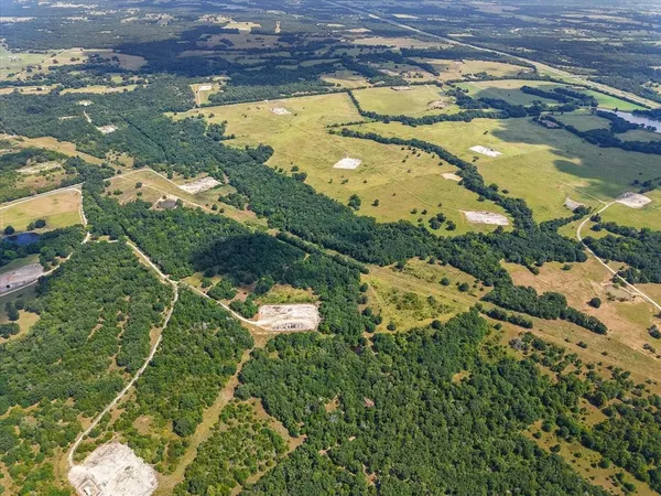 $515,000 | 661 County Road 661, Fairfield, TX 75840