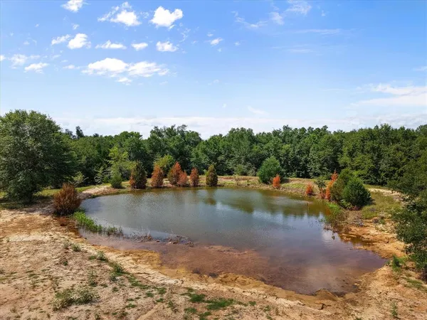 $515,000 | 661 County Road 661, Fairfield, TX 75840