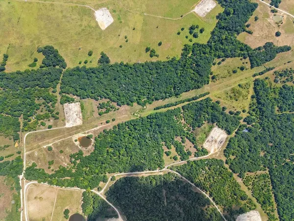 $515,000 | 661 County Road 661, Fairfield, TX 75840