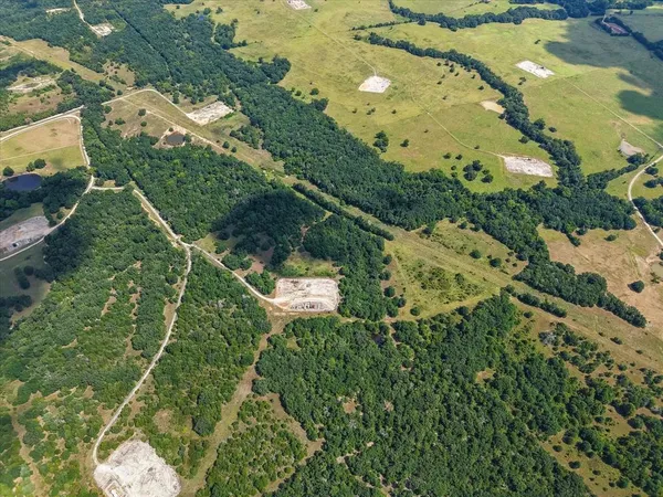 $515,000 | 661 County Road 661, Fairfield, TX 75840