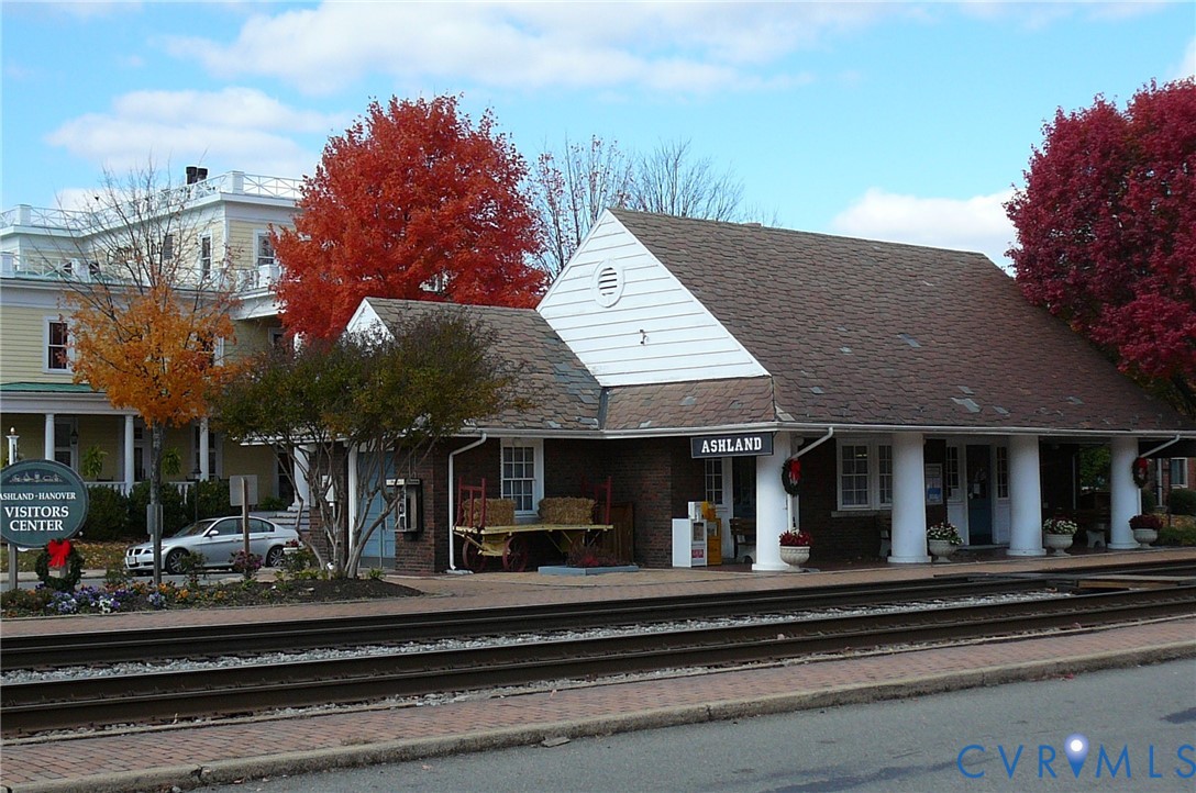 224 Lauradell Road Ashland, VA 23005 - Photo 66 of 74 Train Station