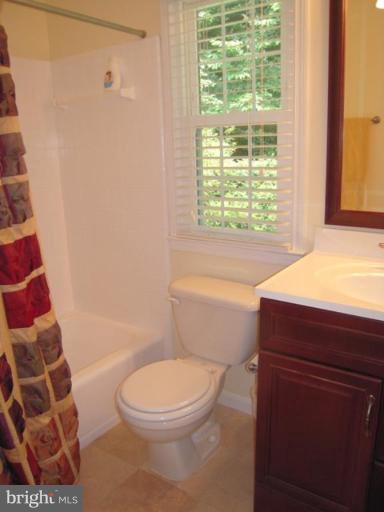 8618 Crestview Drive Fairfax, VA 22031 - Photo 12 of 22 Bath #1