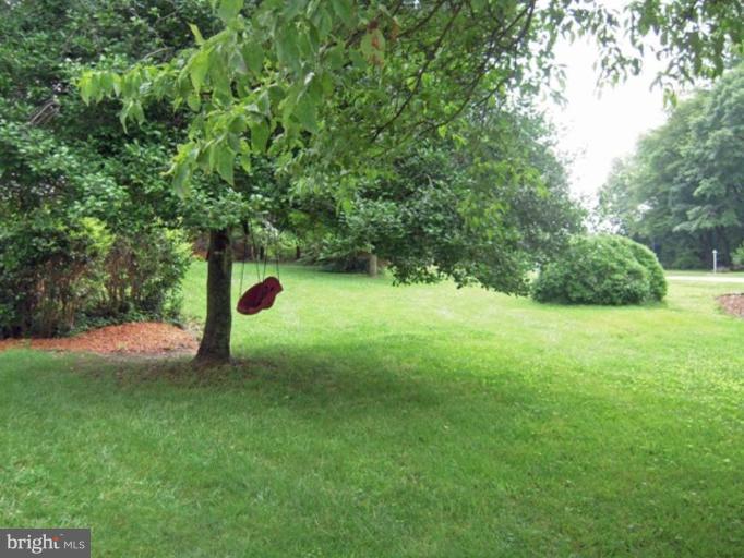 8618 Crestview Drive Fairfax, VA 22031 - Photo 17 of 22 Exterior #2