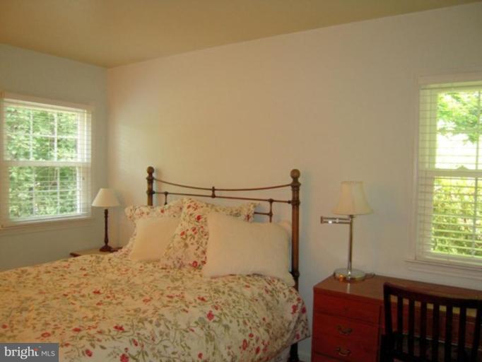 8618 Crestview Drive Fairfax, VA 22031 - Photo 20 of 22 Bedroom #4