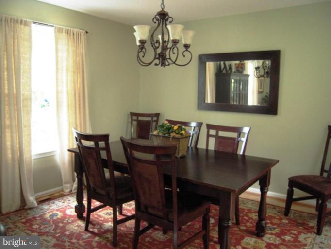 8618 Crestview Drive Fairfax, VA 22031 - Photo 6 of 22 Dining Room