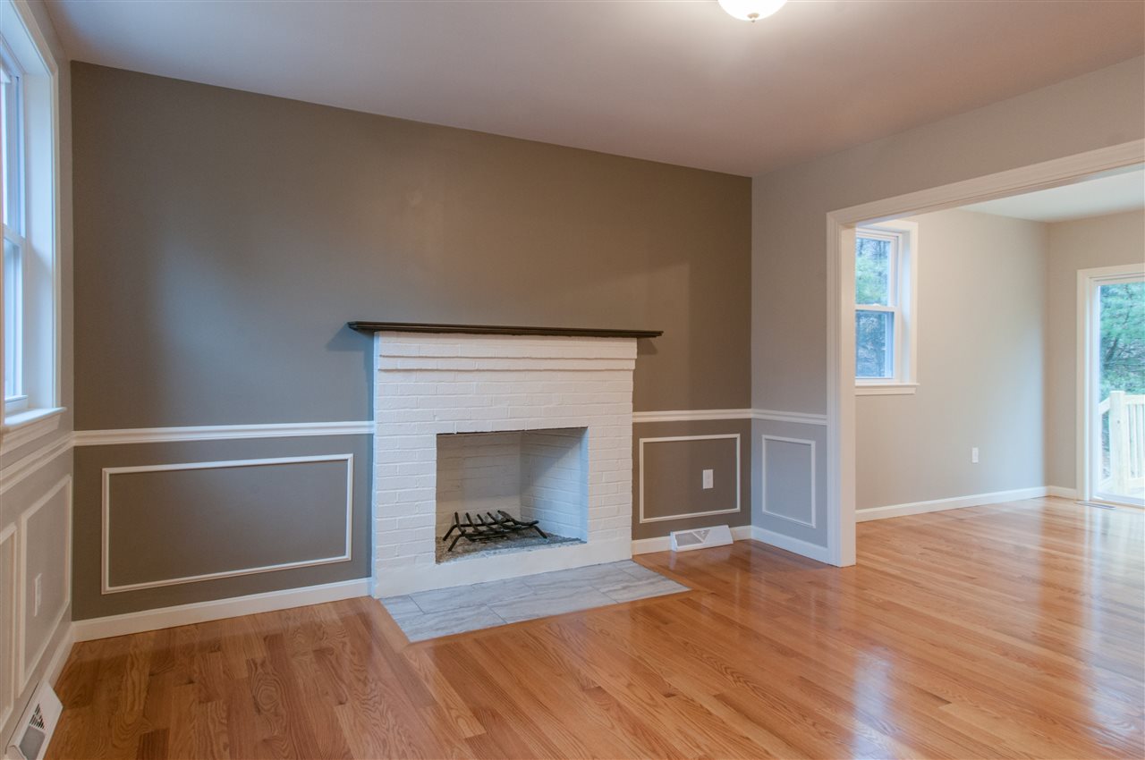 5 Speare Road Hudson, NH 03051 - Photo 4 of 18