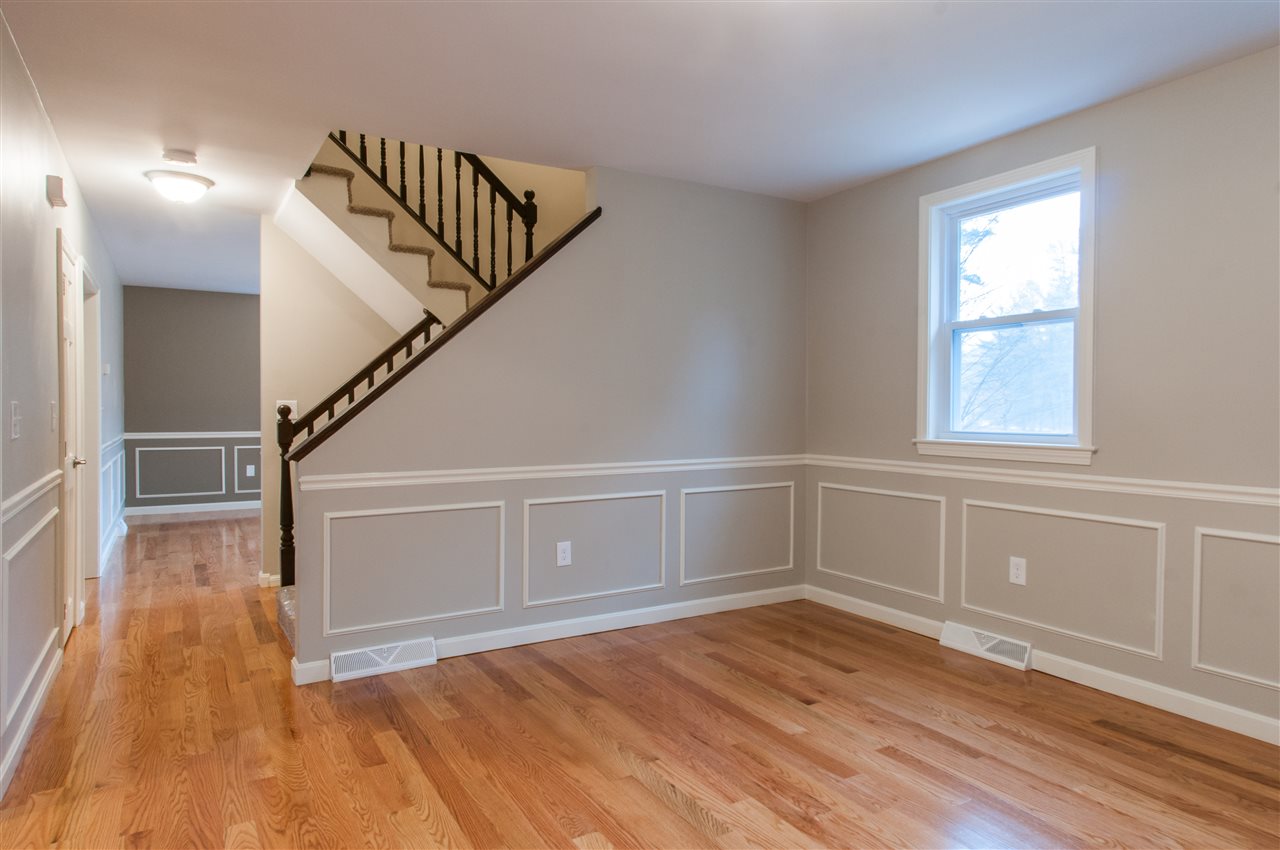 5 Speare Road Hudson, NH 03051 - Photo 6 of 18