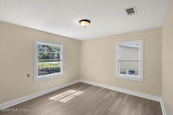 $179,900 | 54 Bellwood Drive, Vicksburg, MS 39180