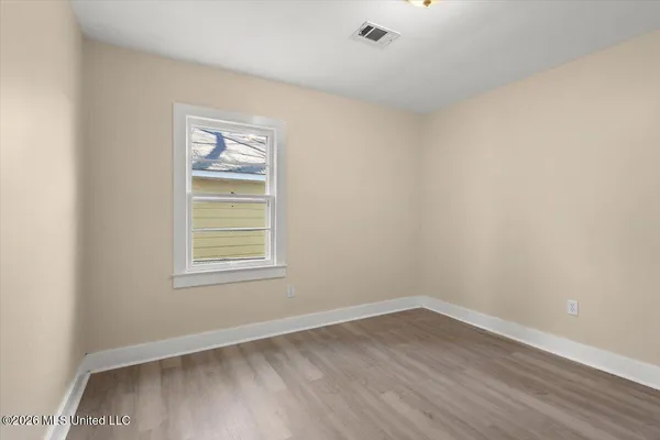 $179,900 | 54 Bellwood Drive, Vicksburg, MS 39180