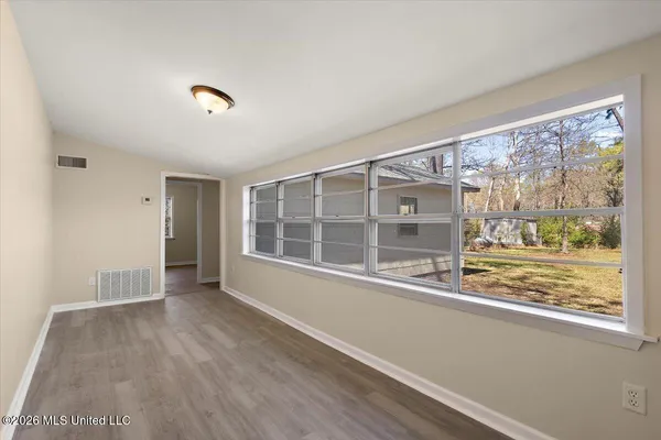 $179,900 | 54 Bellwood Drive, Vicksburg, MS 39180