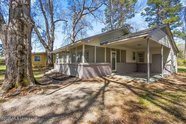 $179,900 | 54 Bellwood Drive, Vicksburg, MS 39180