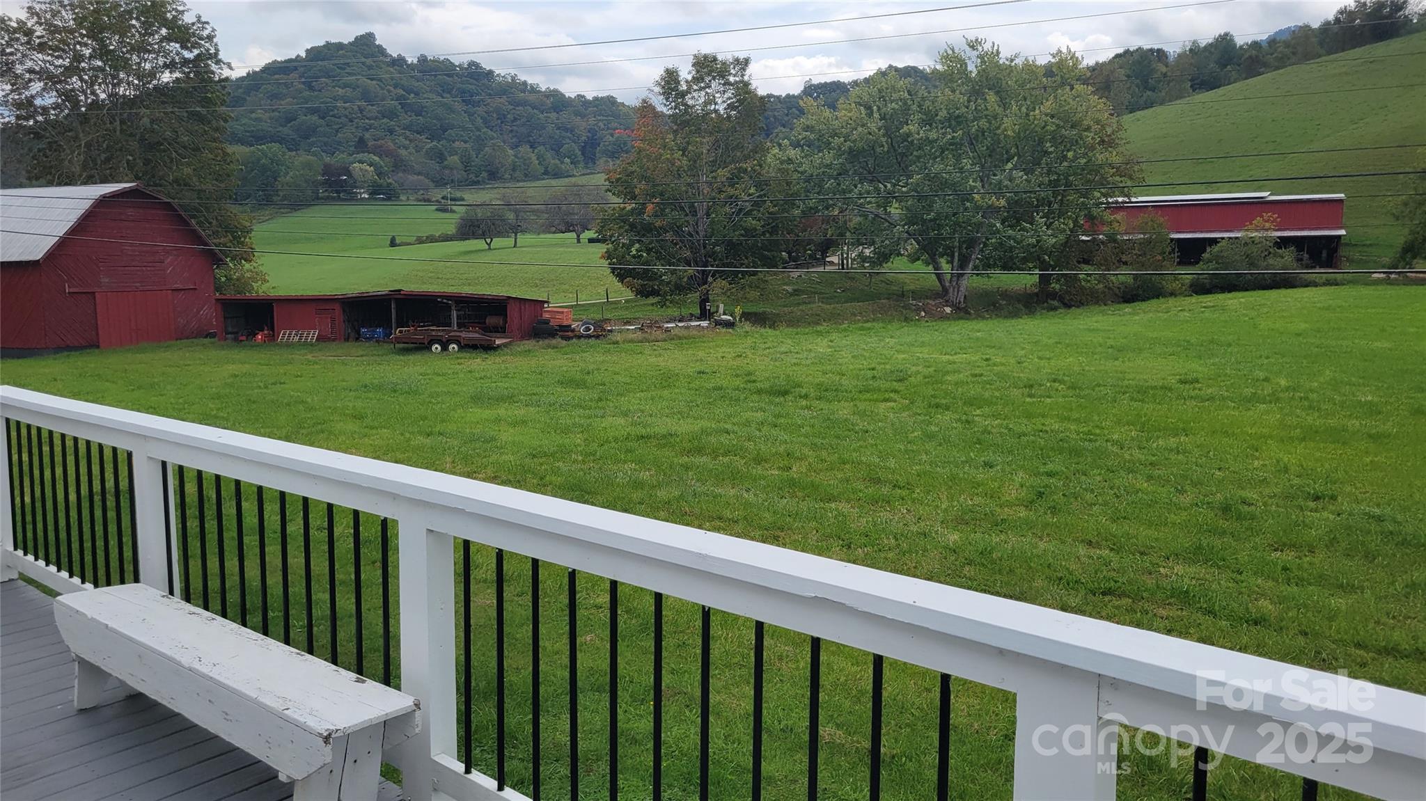 18 Misty Meadows Road Burnsville, NC 28714 - Photo 4 of 34