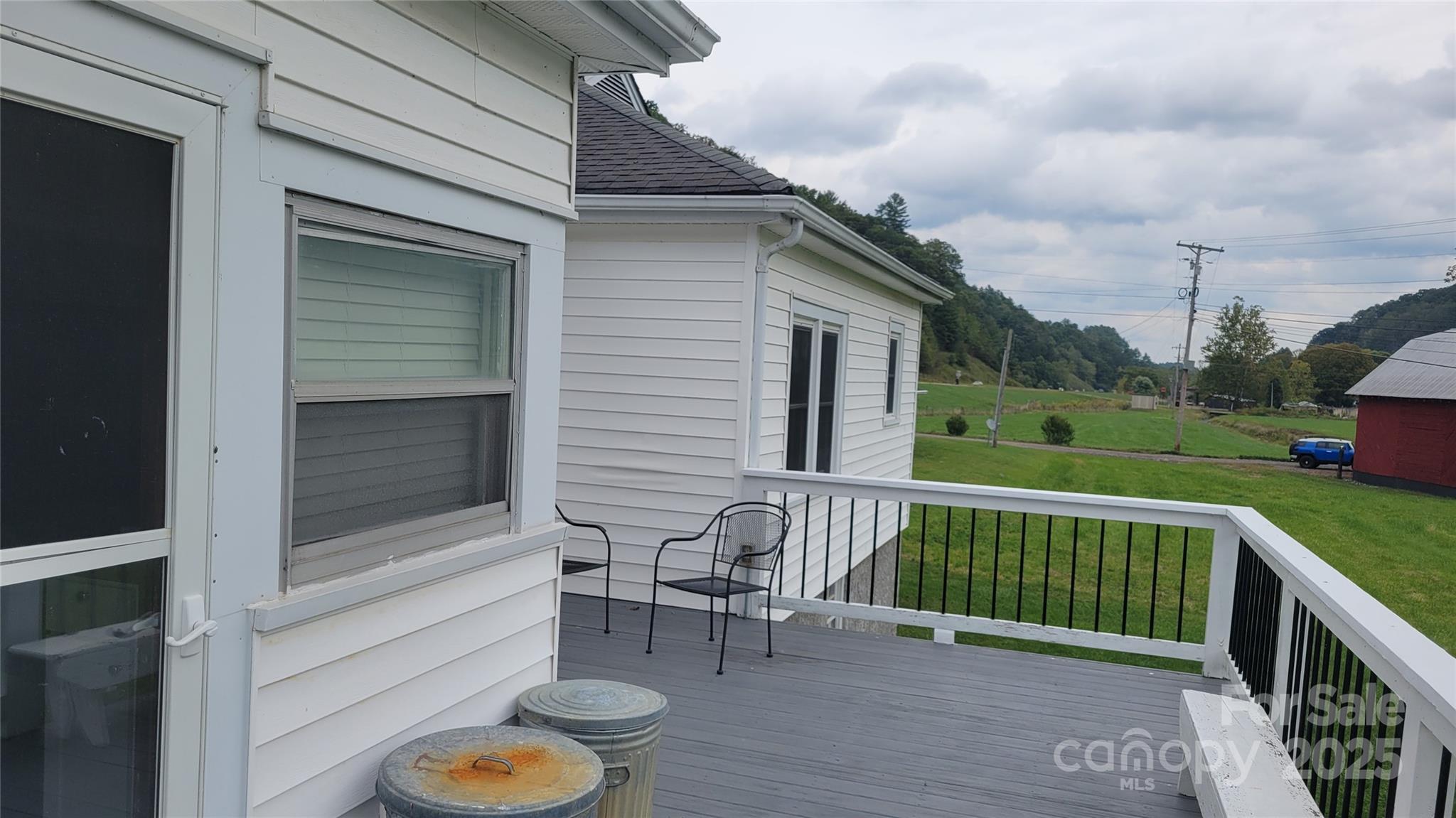 18 Misty Meadows Road Burnsville, NC 28714 - Photo 5 of 34