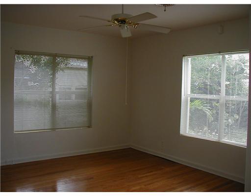 3218 Alton Road West Palm Beach, FL 33405 - Photo 10 of 16 Additional Photo