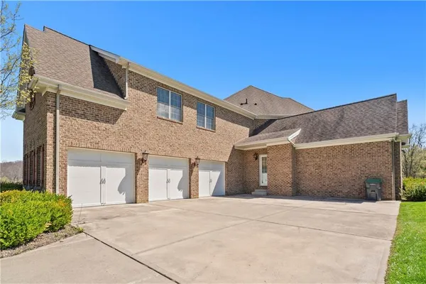 $1,375,000 | 107 Kingston Avenue, Cranberry Township, PA 16066