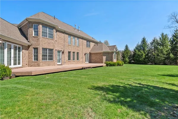 $1,375,000 | 107 Kingston Avenue, Cranberry Township, PA 16066