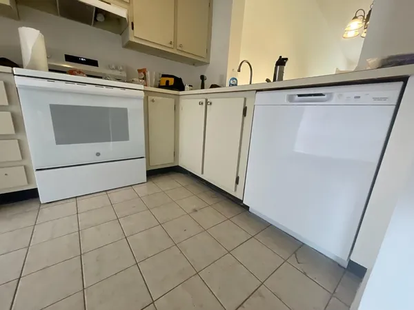 $1,900 | 2363 Southwest 15th Street, Unit 82, Deerfield Beach, FL 33442