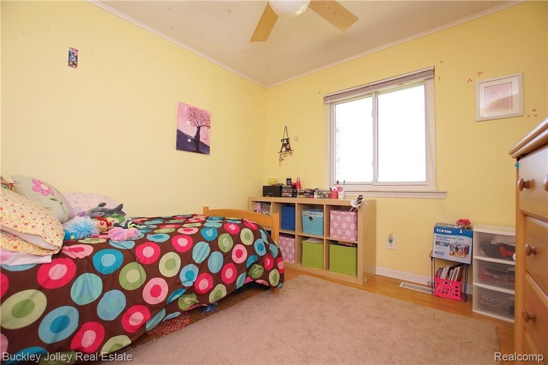 2685 Patterson Lk Road Pinckney, MI 48169 - Photo 14 of 22 Three Bedroom Home