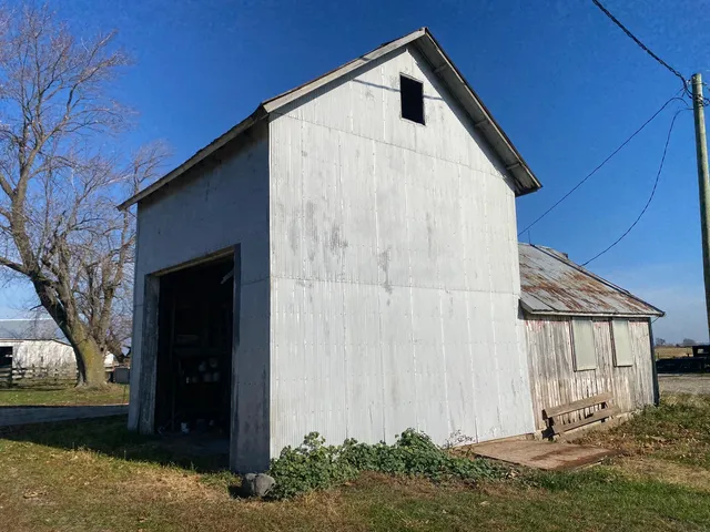 a view of a lake with houses