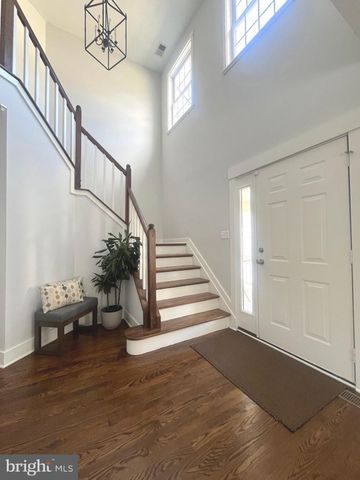 $1,880,000 | 6615 Tucker Avenue, McLean, VA 22101