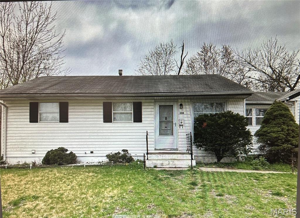308 Crawford Road St. Louis, MO 63137 - Photo 1 of 5 Gallery Image 1
