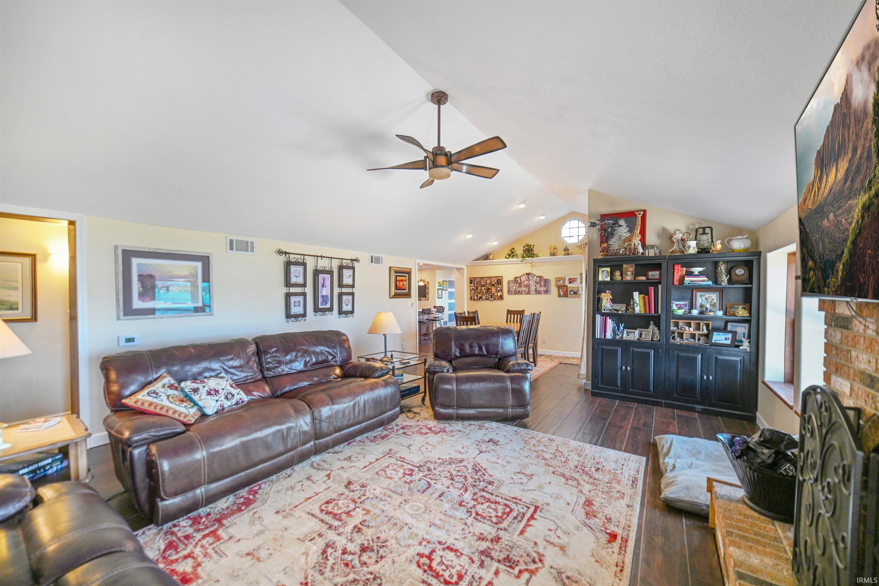 50746 Cornwall Road Bristol, IN 46507 - Photo 18 of 36 Gallery Image 18