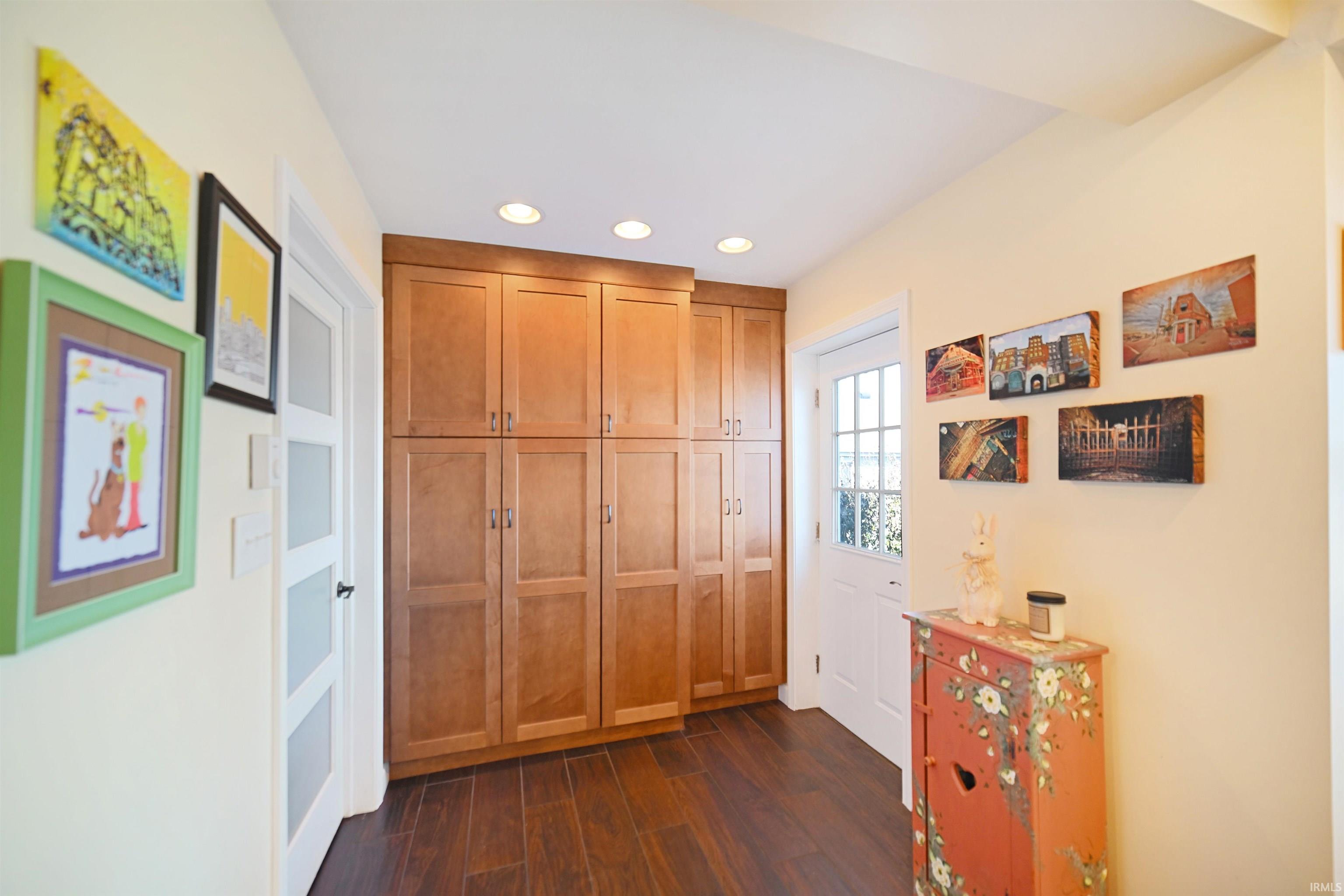 50746 Cornwall Road Bristol, IN 46507 - Photo 6 of 36 Gallery Image 6
