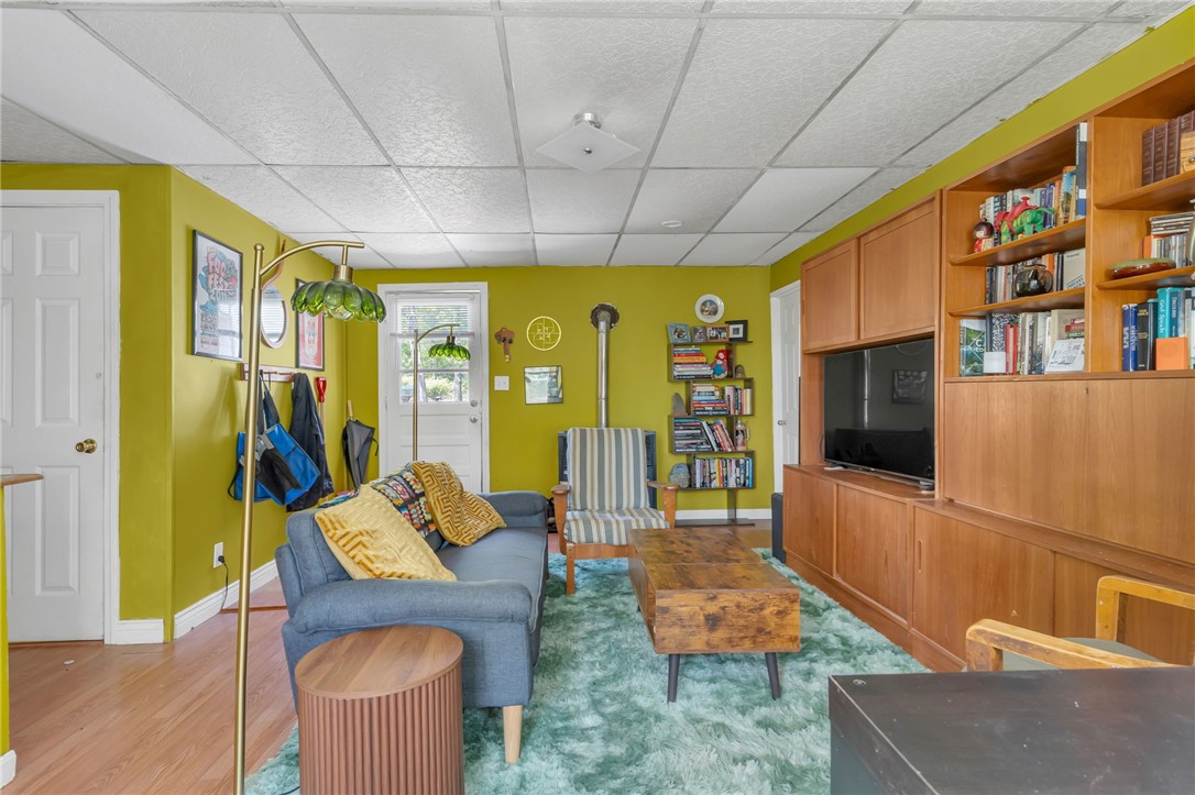 19 Hardwick Street Cumberland, RI 02864 - Photo 23 of 40