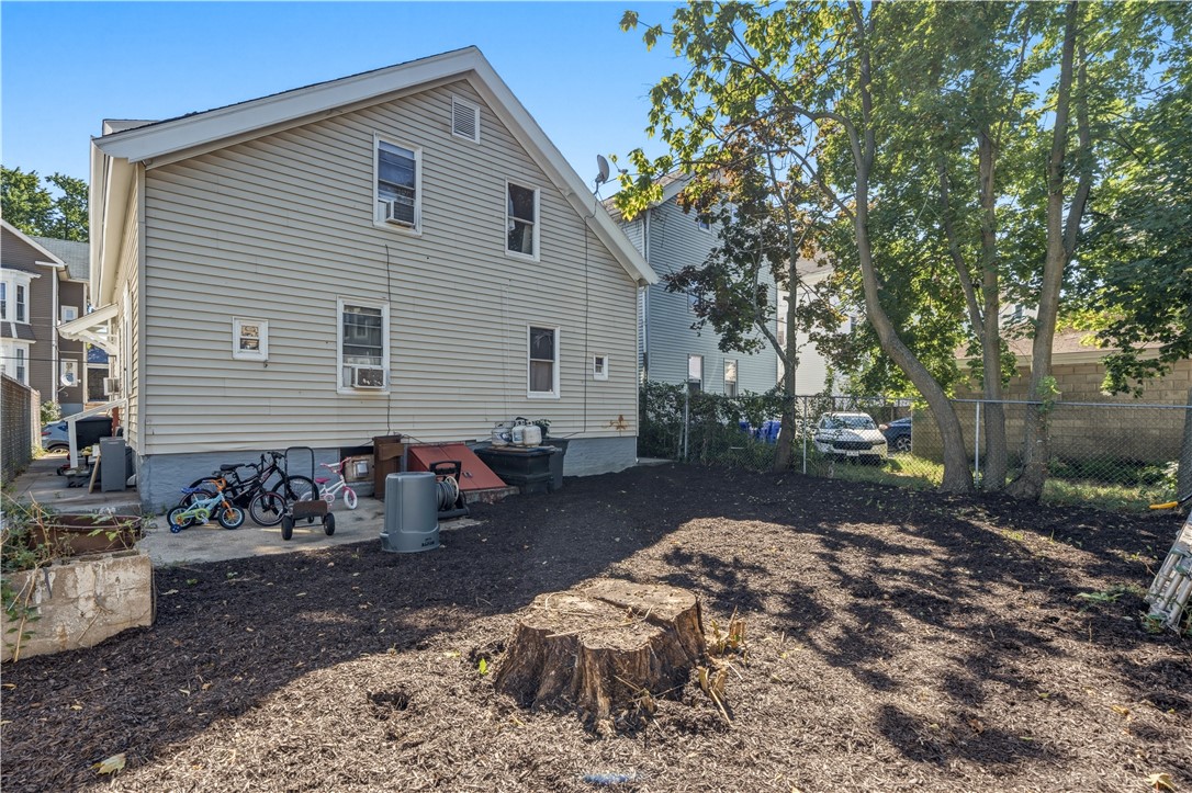 32 Ruggles Street Providence, RI 02908 - Photo 9 of 35 Gallery Image 9