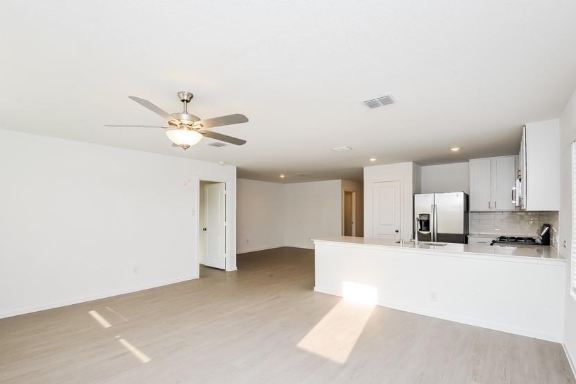 2713 Ctr Crk Lane Fort Worth, TX 76108 - Photo 3 of 5