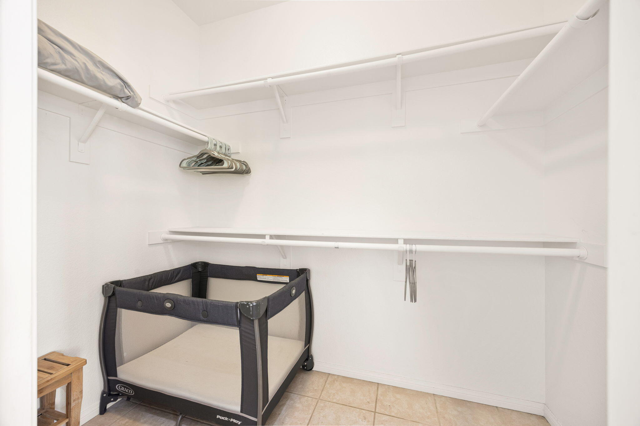 48701 Gibraltar Street Indio, CA 92201 - Photo 24 of 52 a utility room with dryer and washer