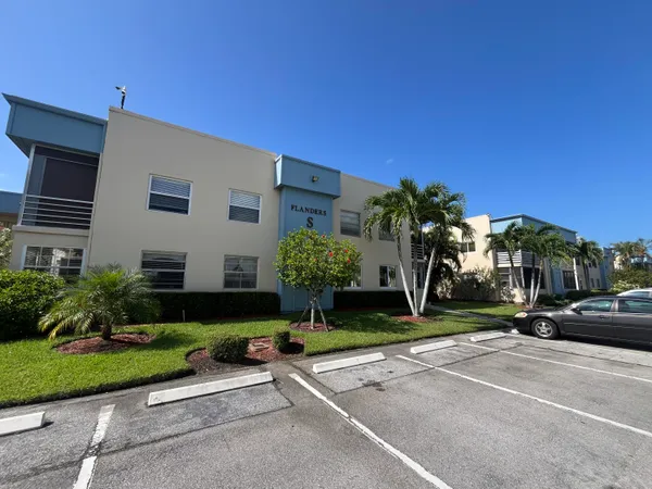 $140,000 | 897 Flanders South, Unit 897, Delray Beach, FL 33484
