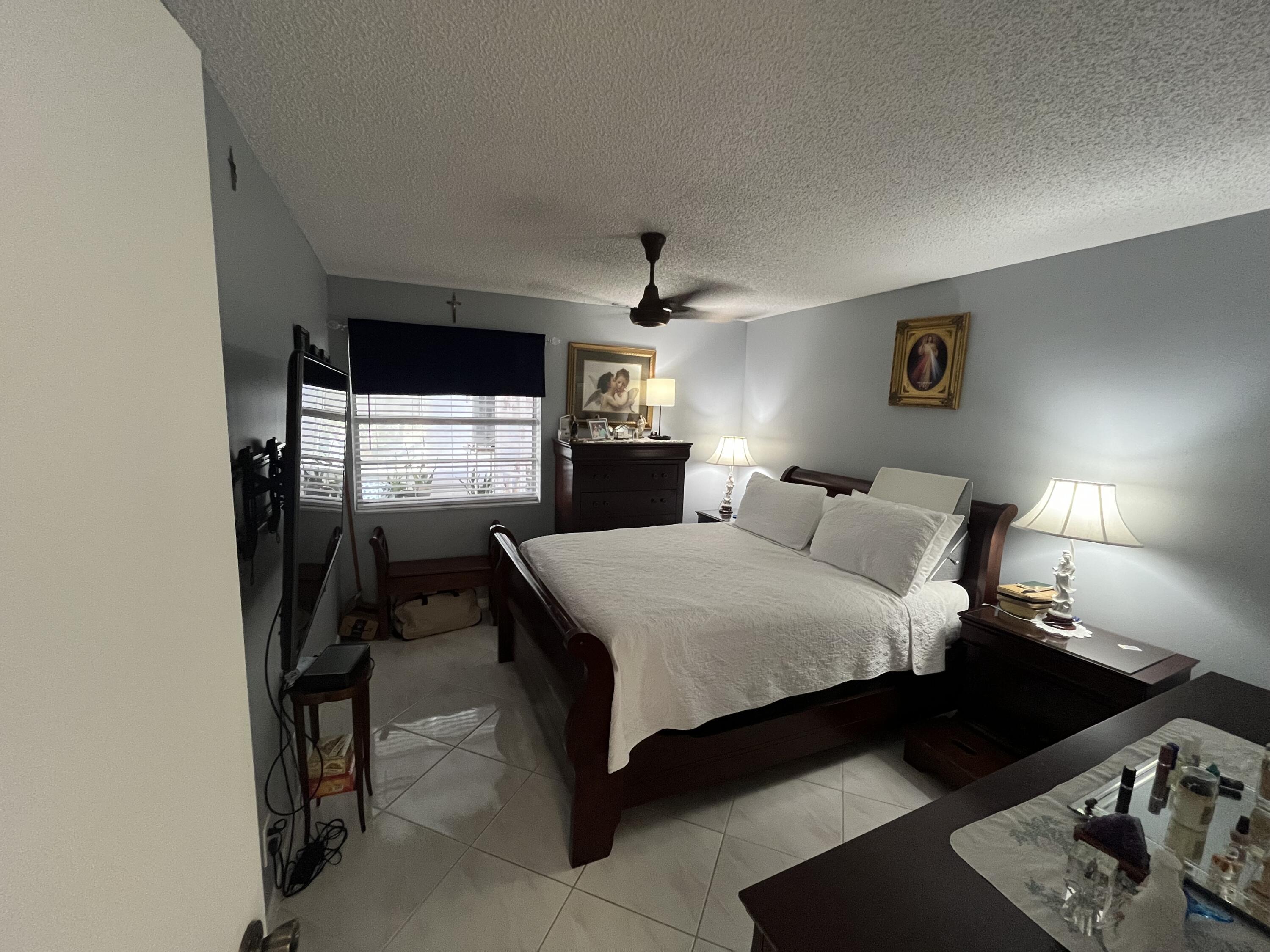 897 Flanders South, Unit 897 Delray Beach, FL 33484 - Photo 14 of 33 IMG_5292