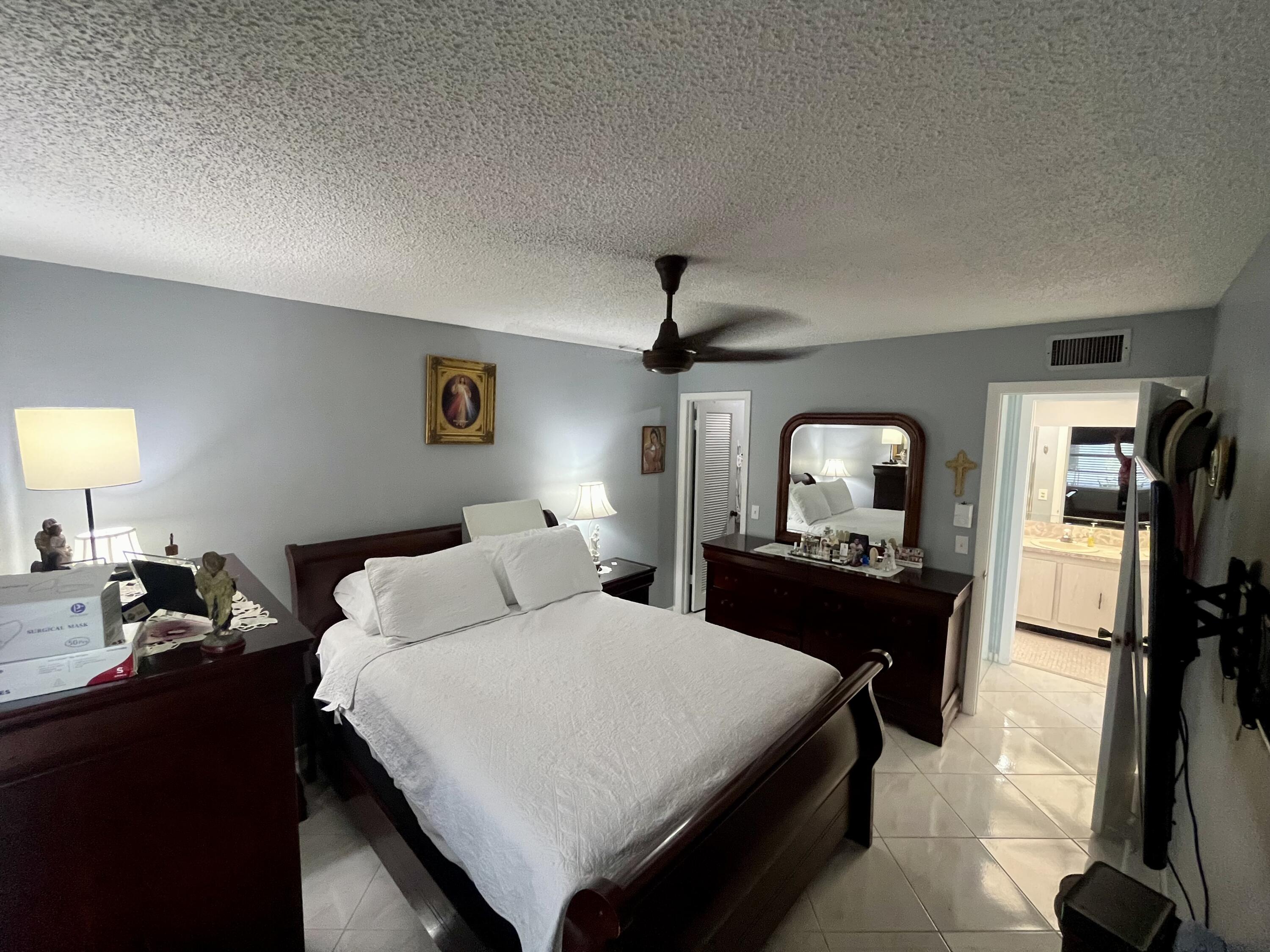 897 Flanders South, Unit 897 Delray Beach, FL 33484 - Photo 15 of 33 IMG_5293