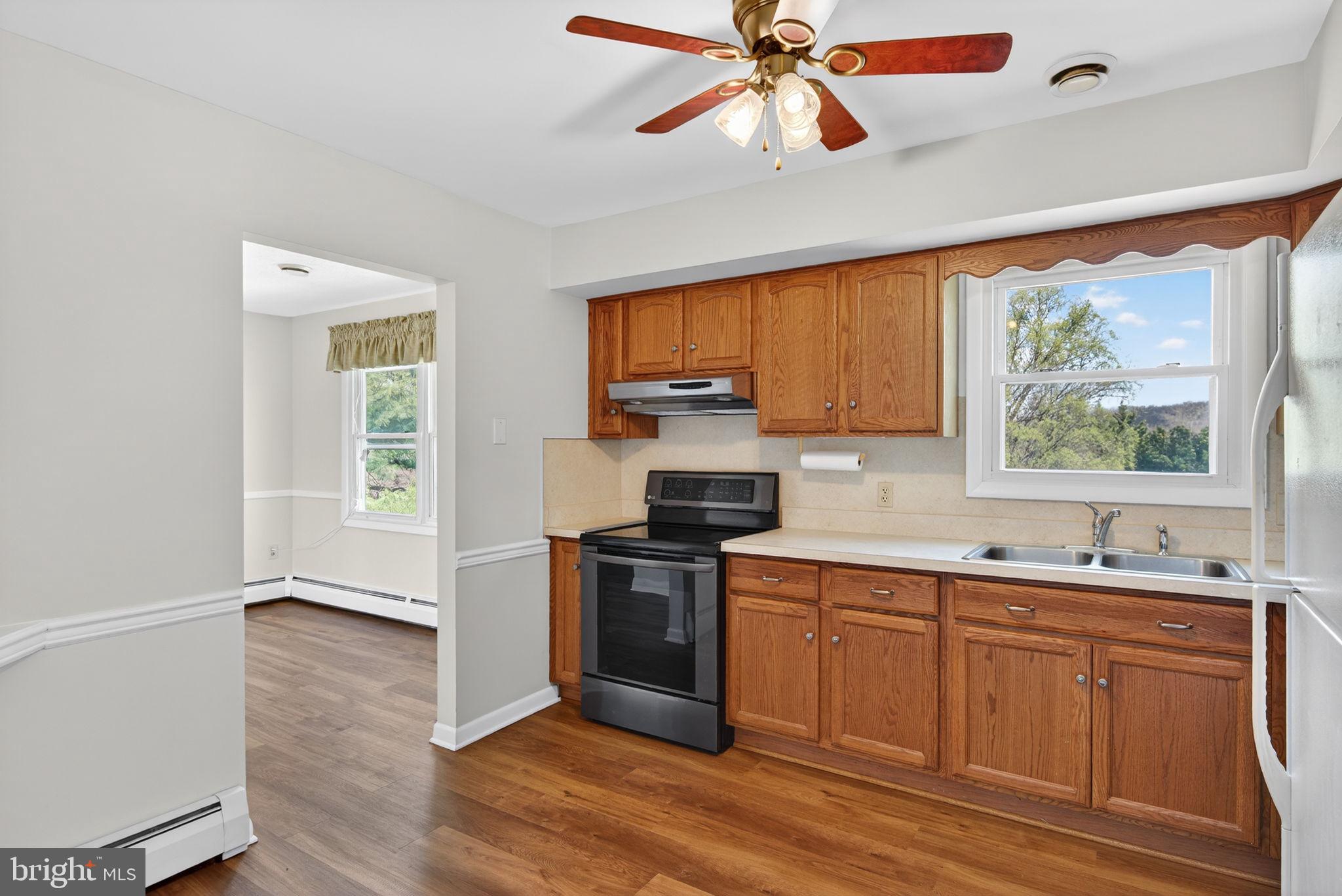 2733 Vireo Road York, PA 17403 - Photo 14 of 38