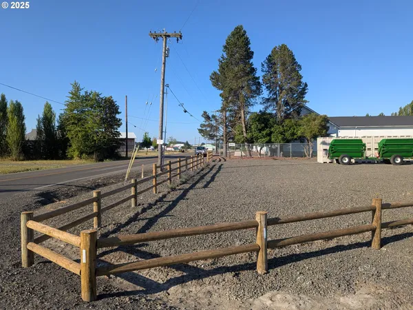 $165,000 | 7495 Perrydale Road, Amity, OR 97101