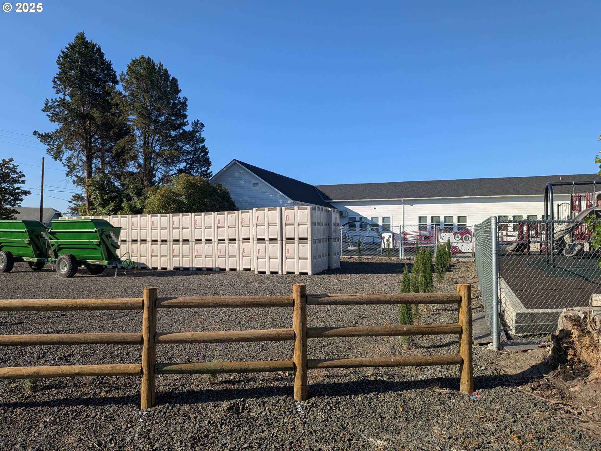 7495 Perrydale Road Amity, OR 97101 - Photo 14 of 21 a view of outdoor space and deck