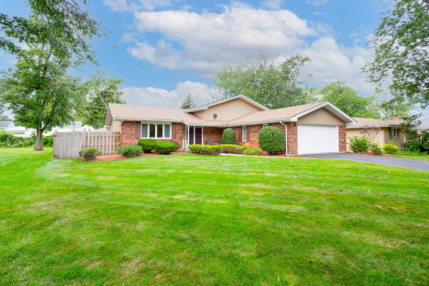17936 Dekker Avenue Lansing, IL 60438 - Photo 2 of 35 a view of house that has garden