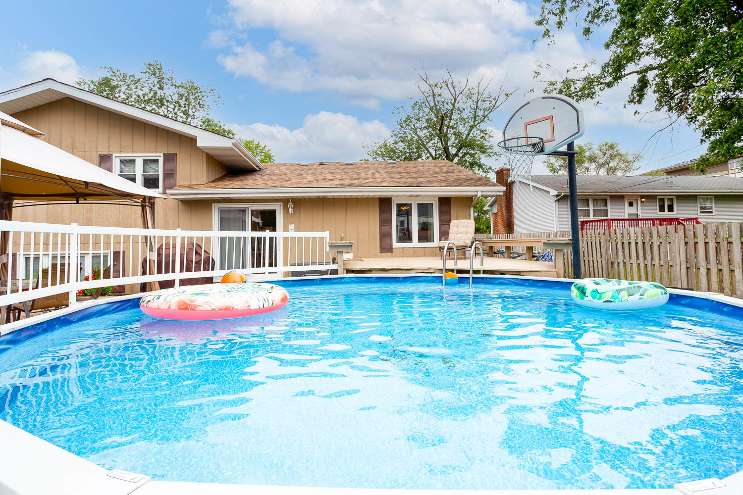17936 Dekker Avenue Lansing, IL 60438 - Photo 10 of 35 a front view of house with yard