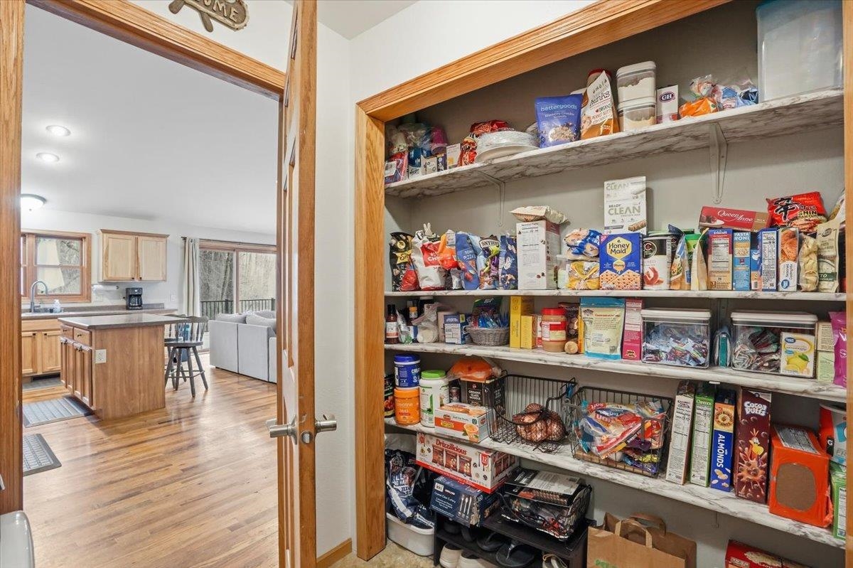 W9072 Hilltop Road Portage, WI 53901 - Photo 13 of 38