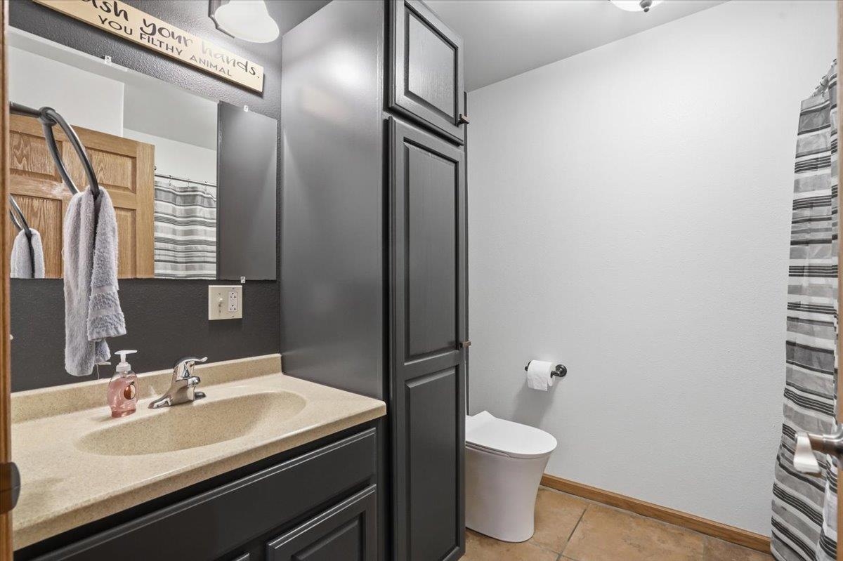 W9072 Hilltop Road Portage, WI 53901 - Photo 19 of 38