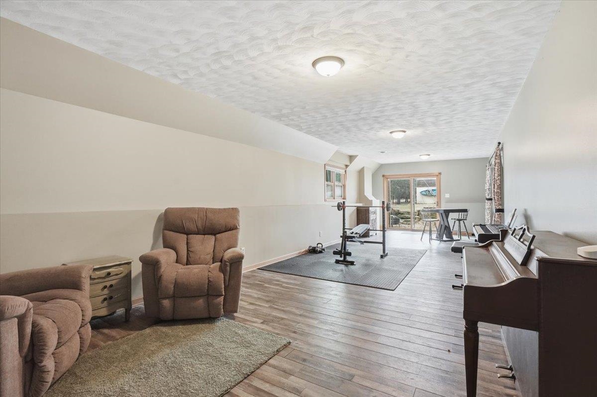 W9072 Hilltop Road Portage, WI 53901 - Photo 25 of 38